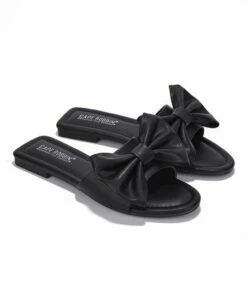 Wholesale 🔔 Cape Robbin Black Bow-Accent Slide - 👩 Women 🛒