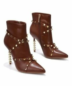 Brand new ❤️ Cape Robbin Brown & Goldtone Studded Bootie - 👩 Women 👍